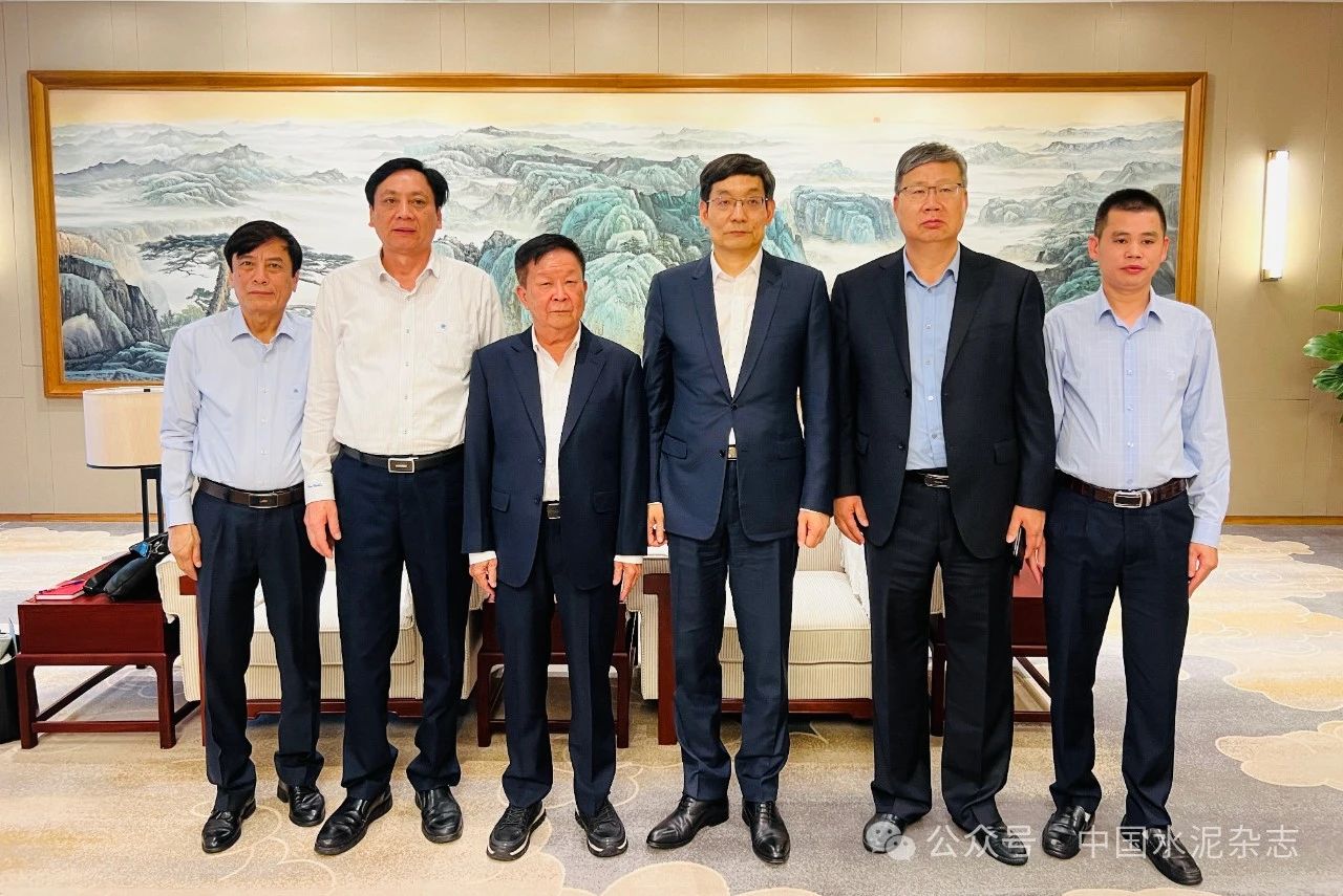 中國水泥協會會長周育先會見德國、哈薩克斯坦、印度尼西亞及越南代表團